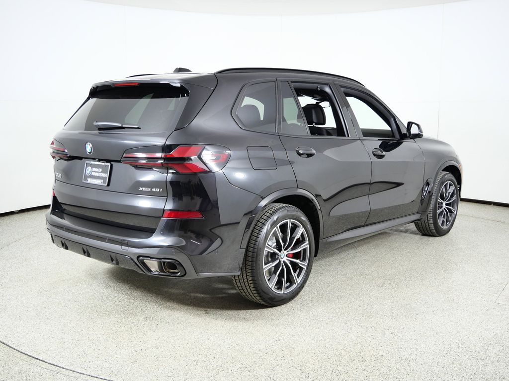 Thumbnail: 2026 BMW X5 - 9