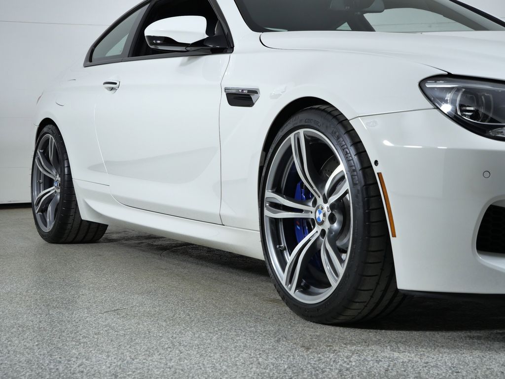 Thumbnail: 2015 BMW M6 - 7