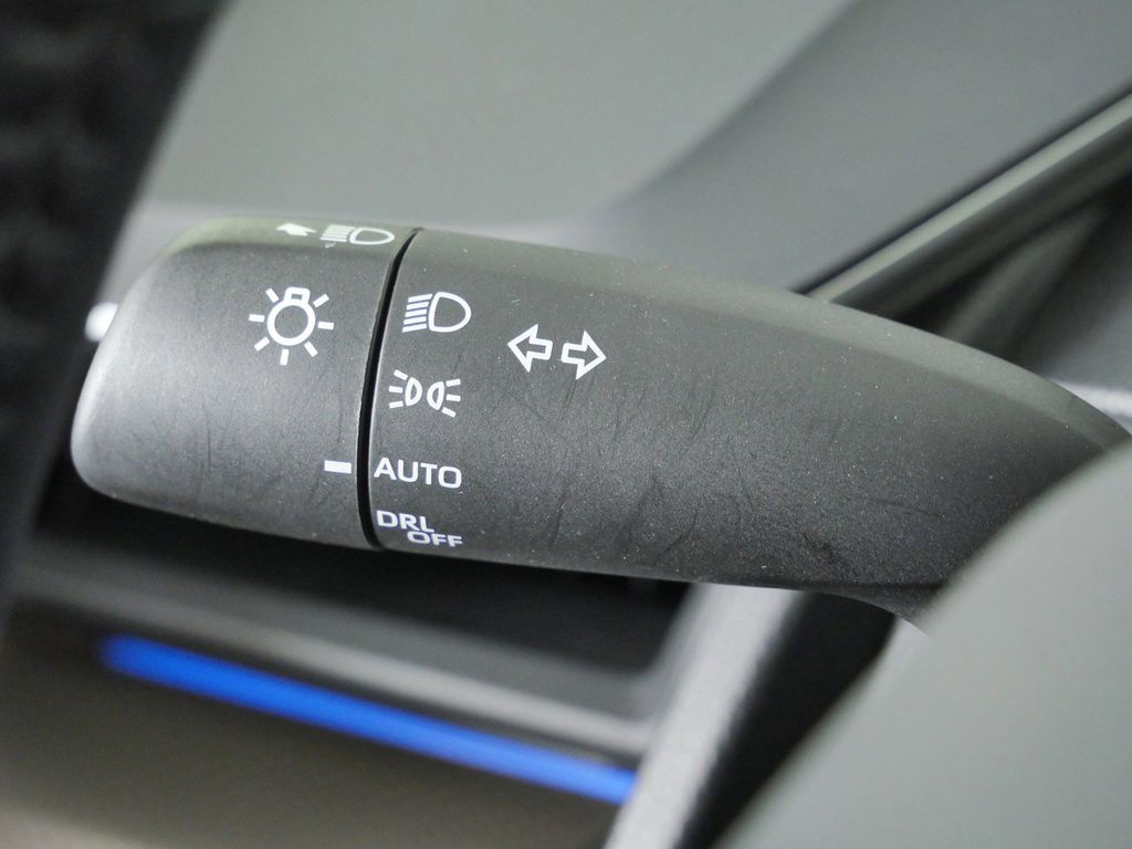 Thumbnail: 2024 Toyota Prius - 49