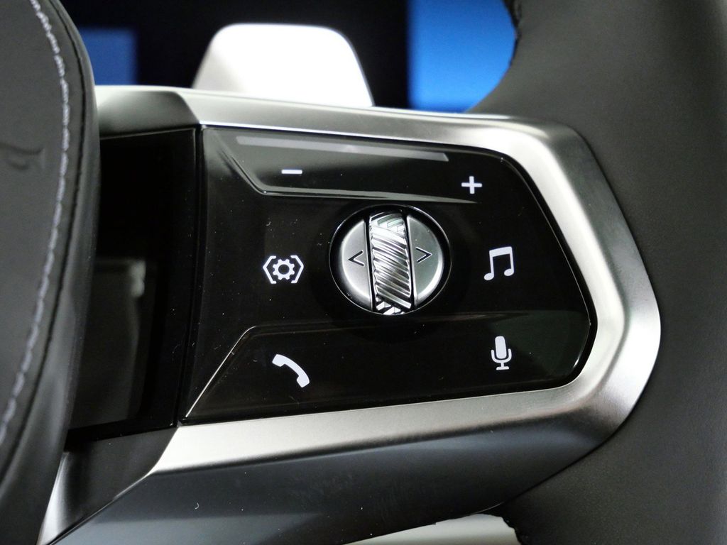 Thumbnail: 2026 BMW 7 Series - 41