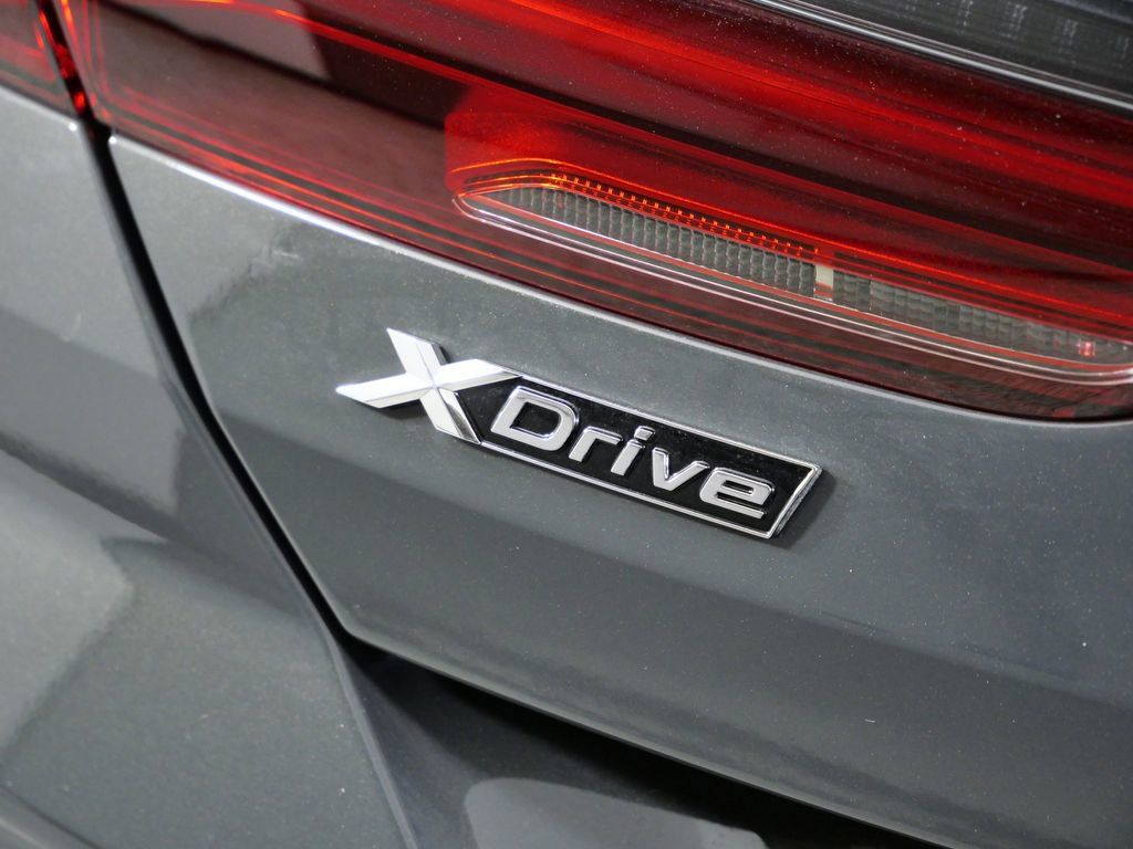 Thumbnail: 2026 BMW 8 Series - 15