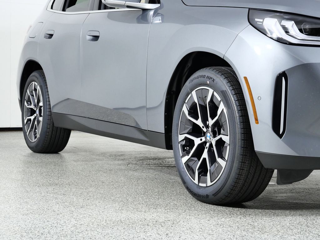 Thumbnail: 2026 BMW X3 - 6