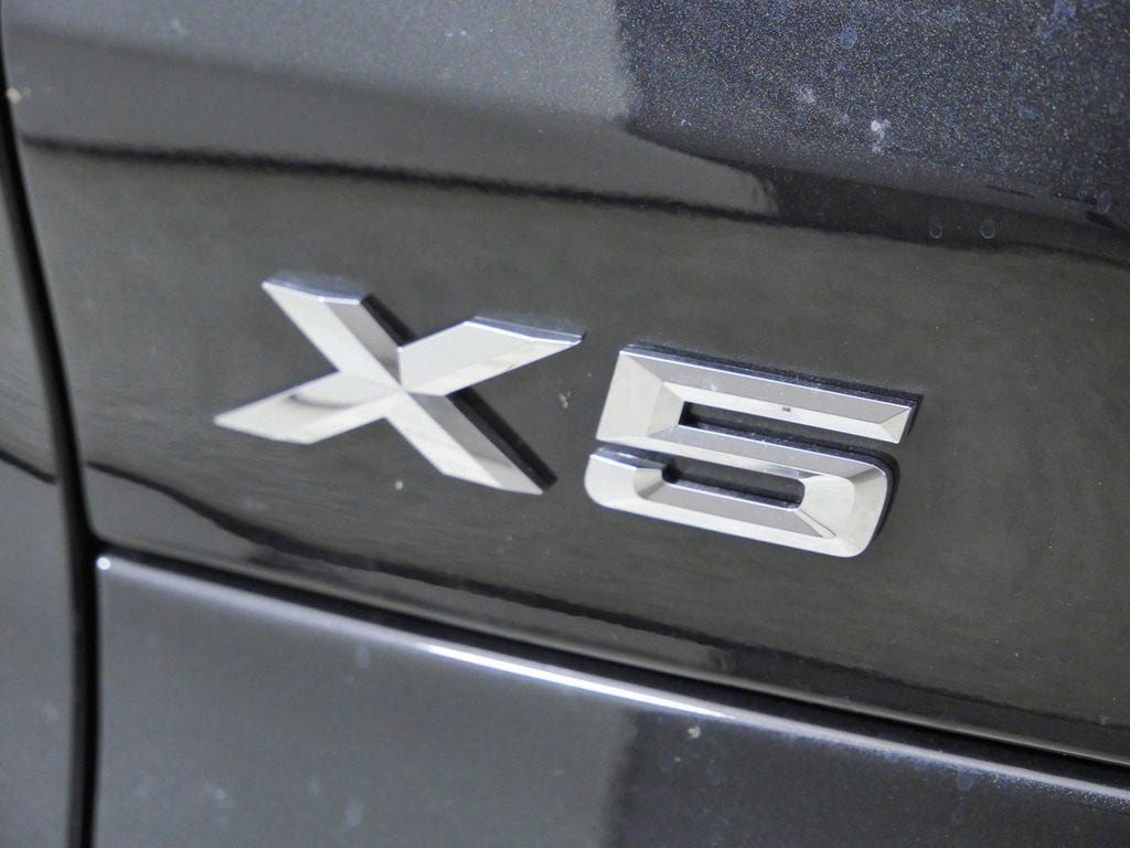 Thumbnail: 2026 BMW X5 - 13