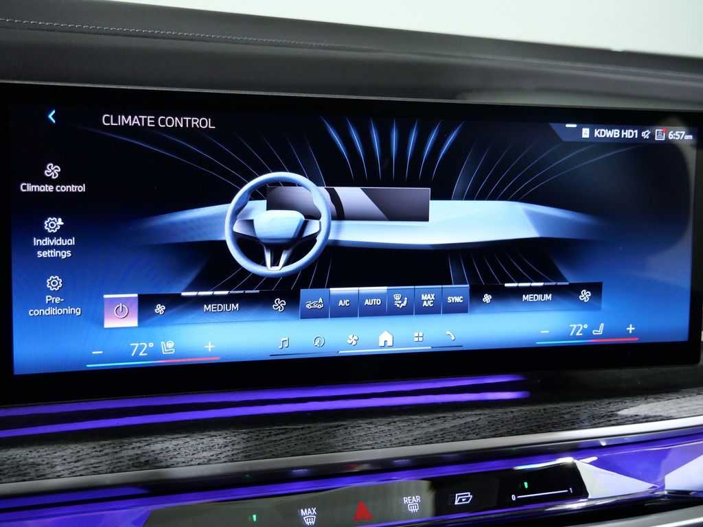 Thumbnail: 2023 BMW 7 Series - 49