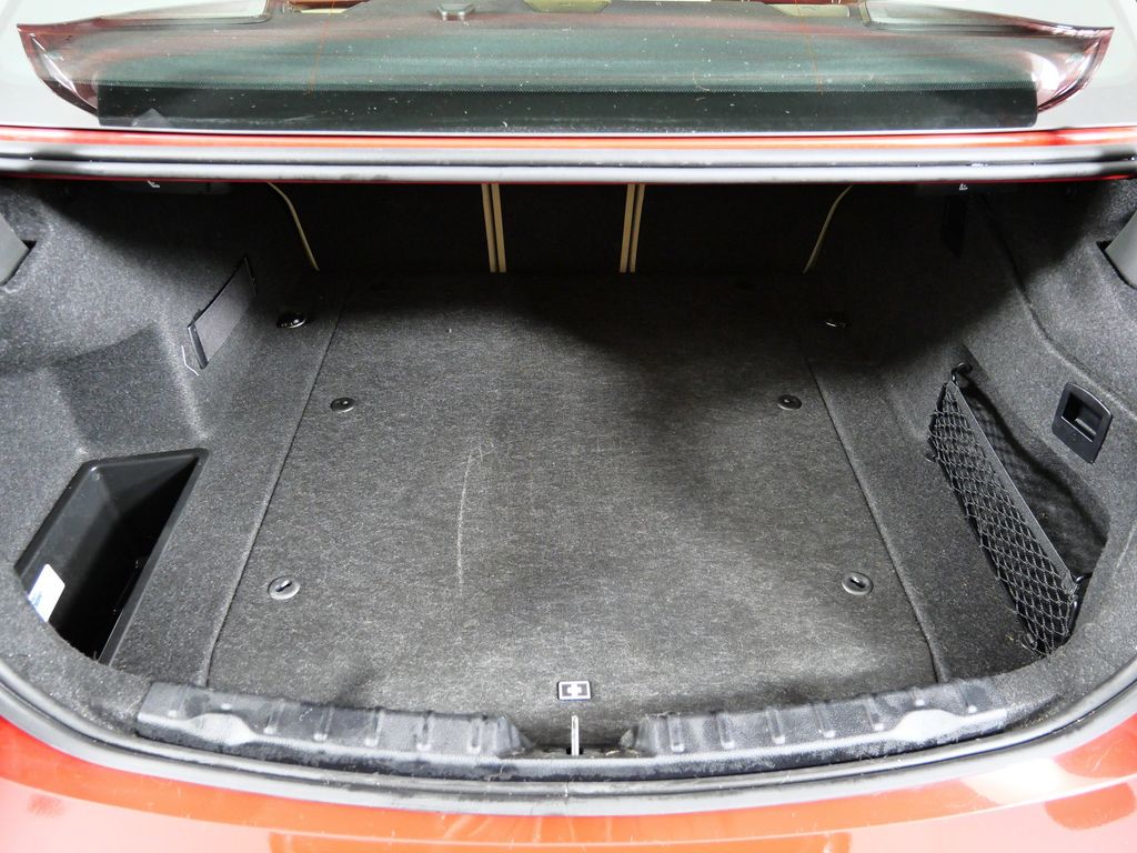 Thumbnail: 2017 BMW 3 Series - 28