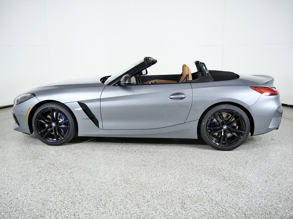 Thumbnail: 2026 BMW Z4 - 15