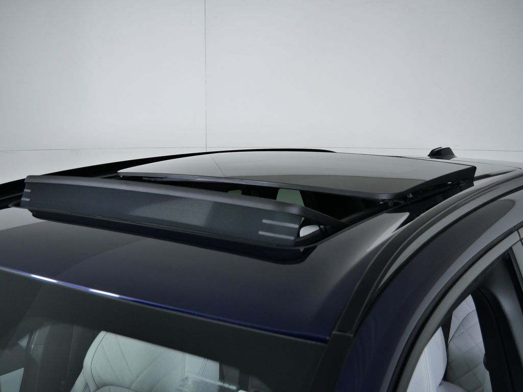 Thumbnail: 2026 BMW X5 - 18