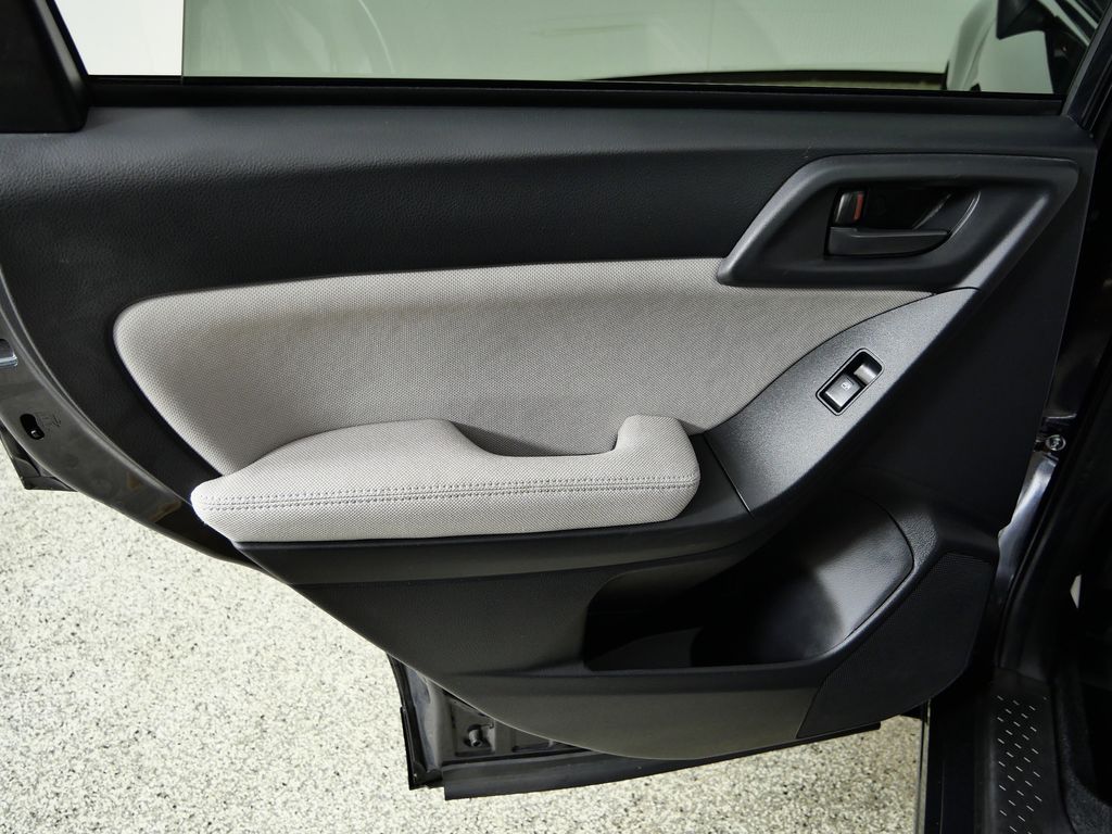 Thumbnail: 2015 Subaru Forester - 28