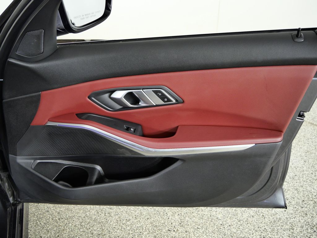 Thumbnail: 2022 BMW 3 Series - 20