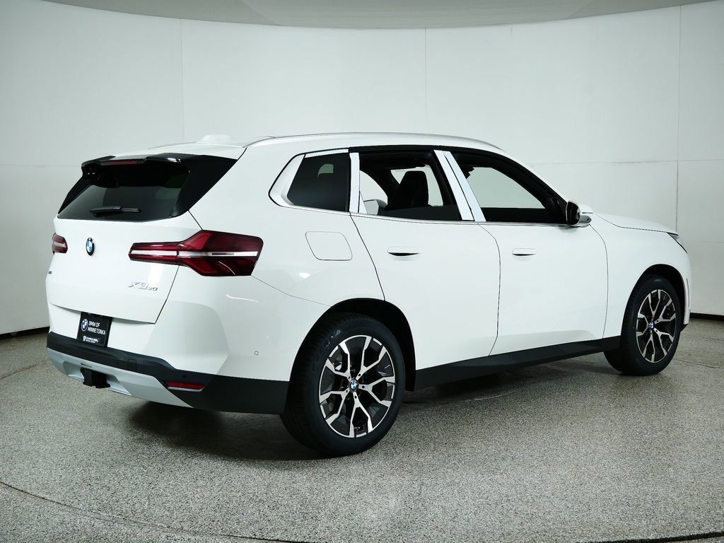 Thumbnail: 2026 BMW X3 - 10