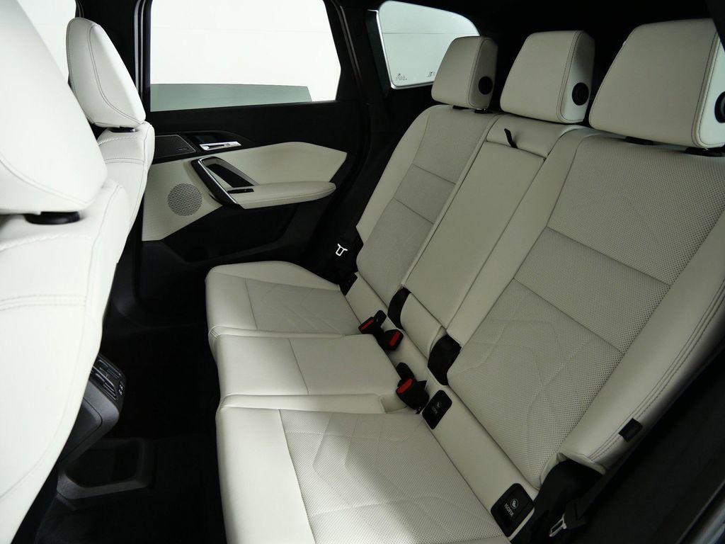 Thumbnail: 2026 BMW X1 - 30