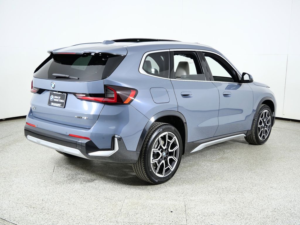 Thumbnail: 2026 BMW X1 - 9
