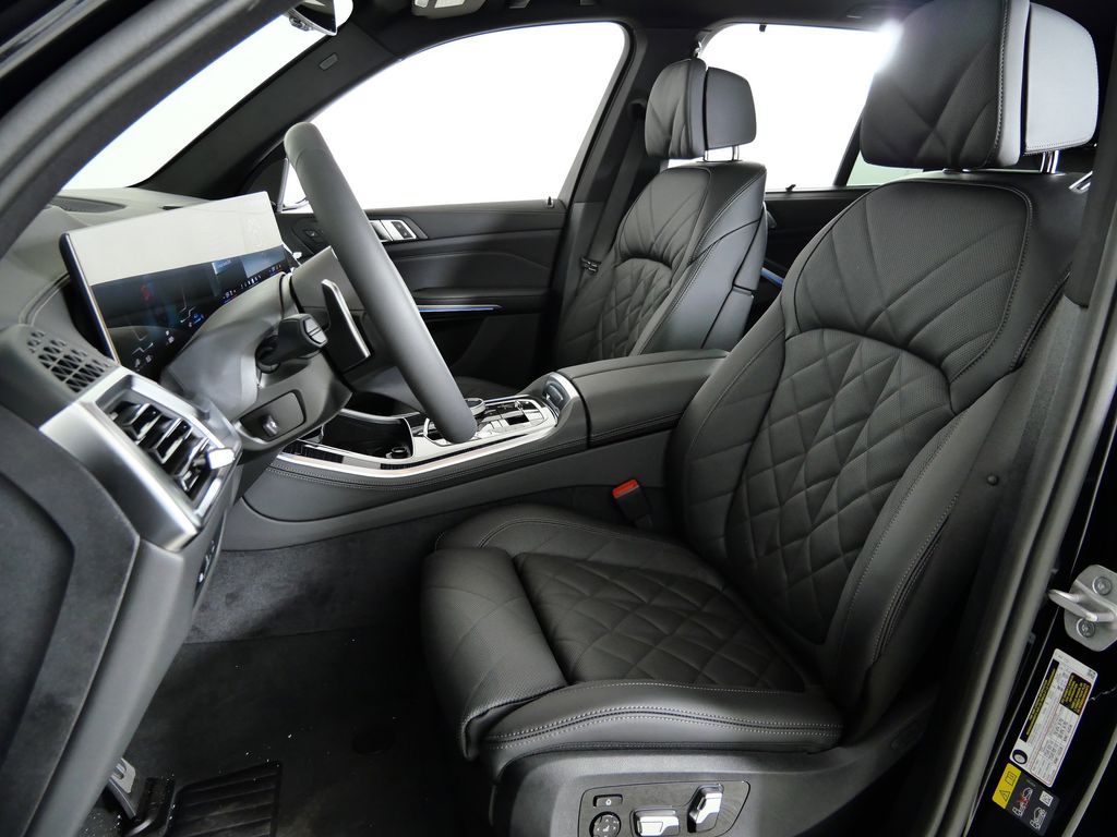 Thumbnail: 2026 BMW X5 - 36