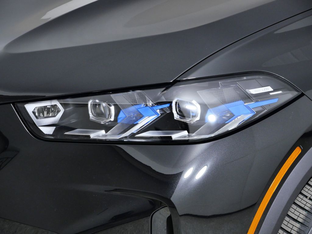 Thumbnail: 2026 BMW X5 - 3