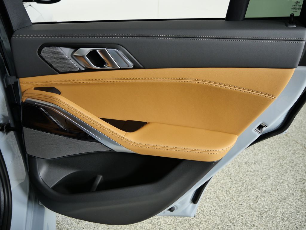 Thumbnail: 2026 BMW X6 - 25