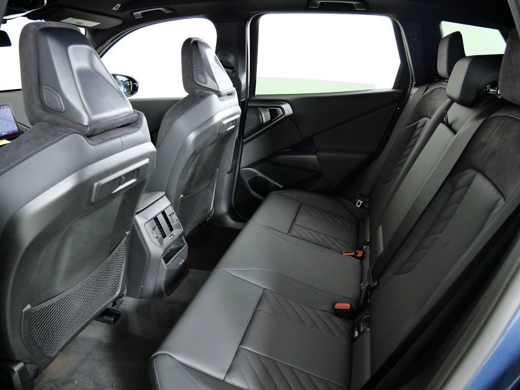 Thumbnail: 2026 BMW X3 - 32