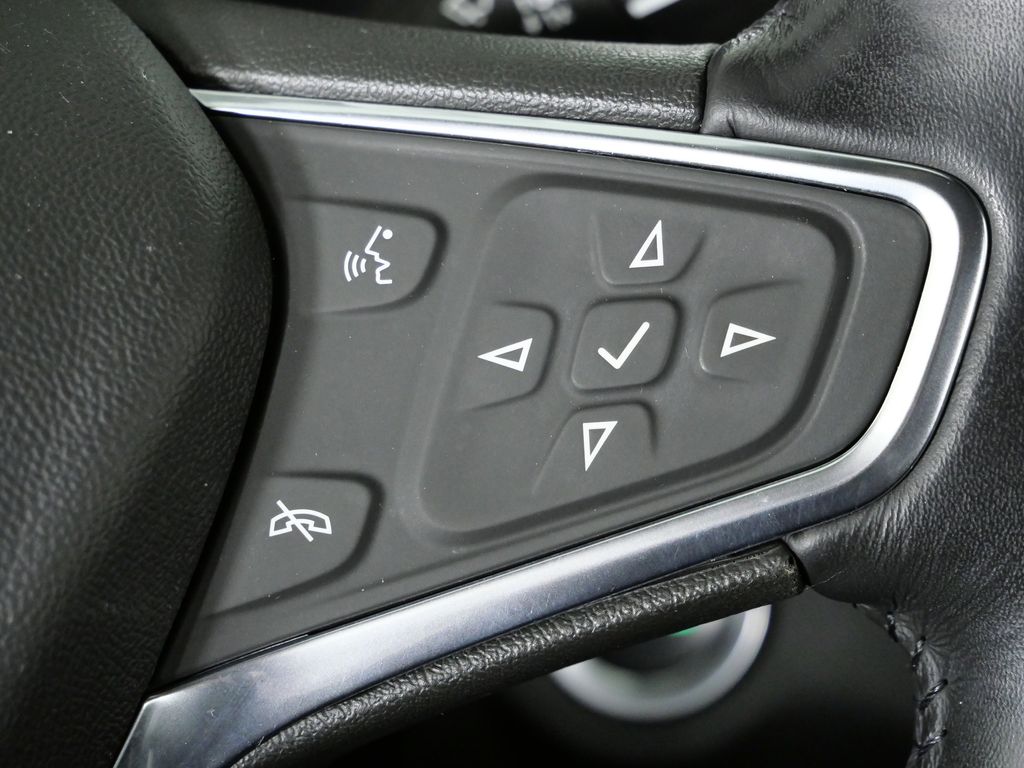 Thumbnail: 2019 Chevrolet Equinox - 40