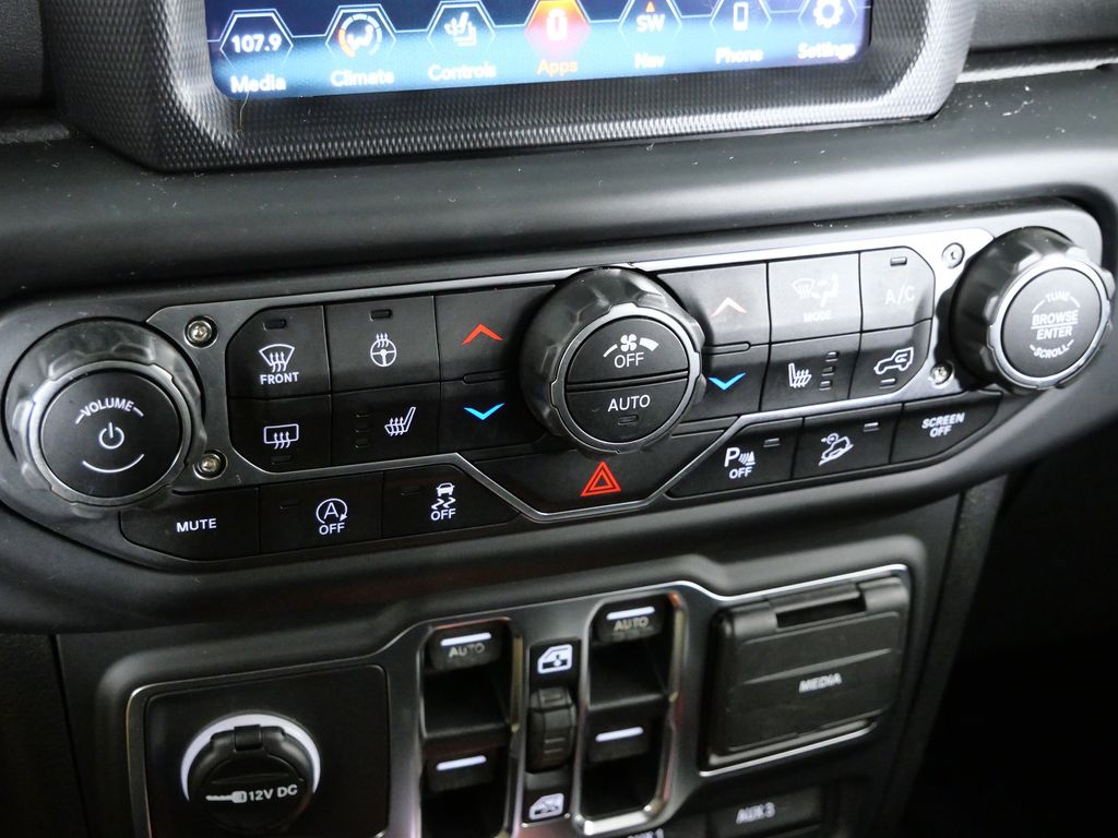 Thumbnail: 2019 Jeep Wrangler - 44