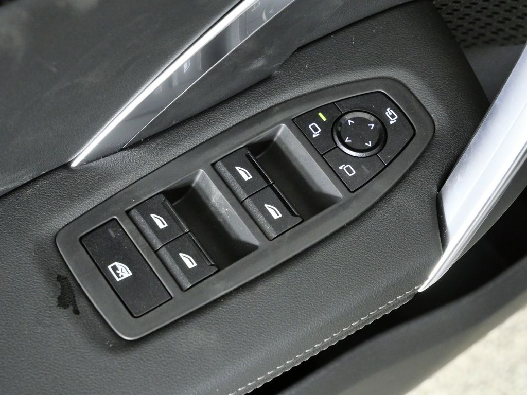 Thumbnail: 2026 BMW X1 - 34