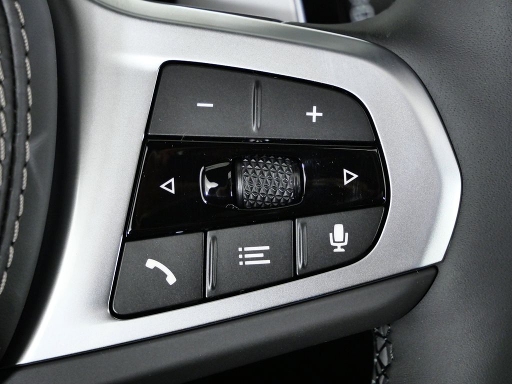 Thumbnail: 2026 BMW X5 - 42