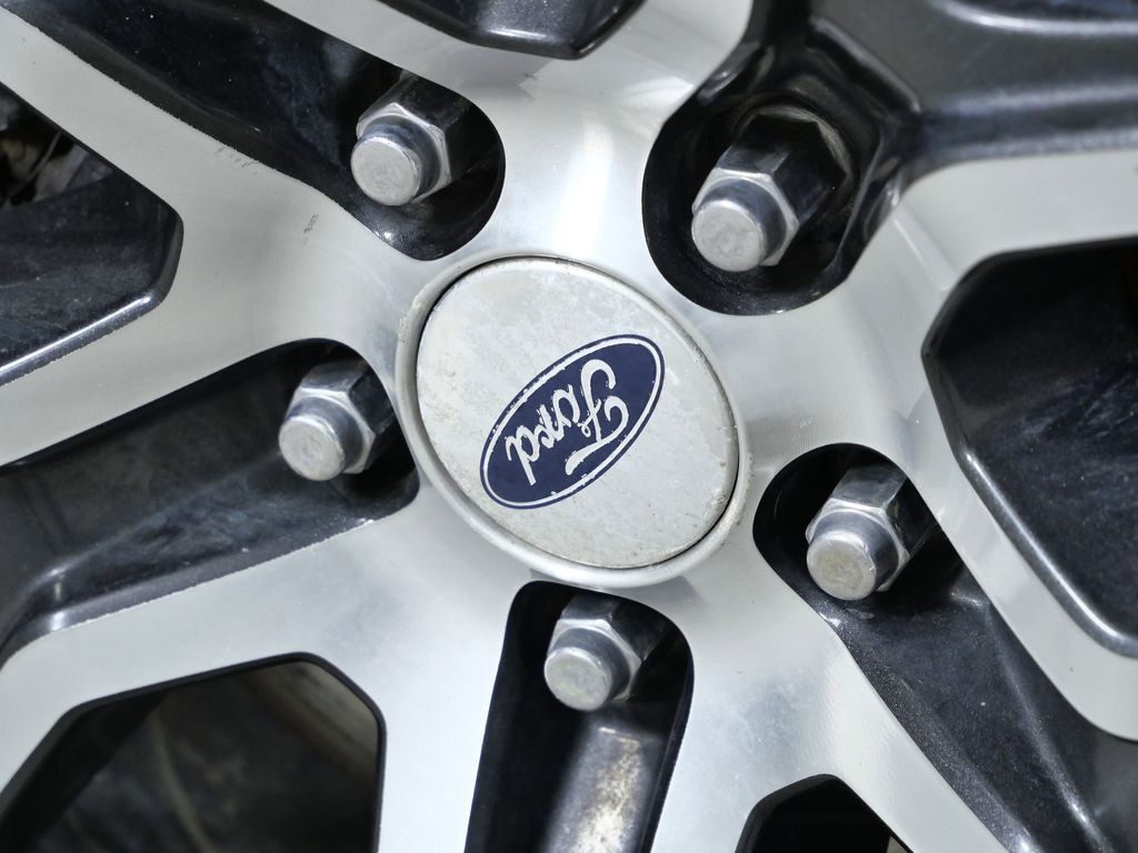 Thumbnail: 2016 Ford Explorer - 5