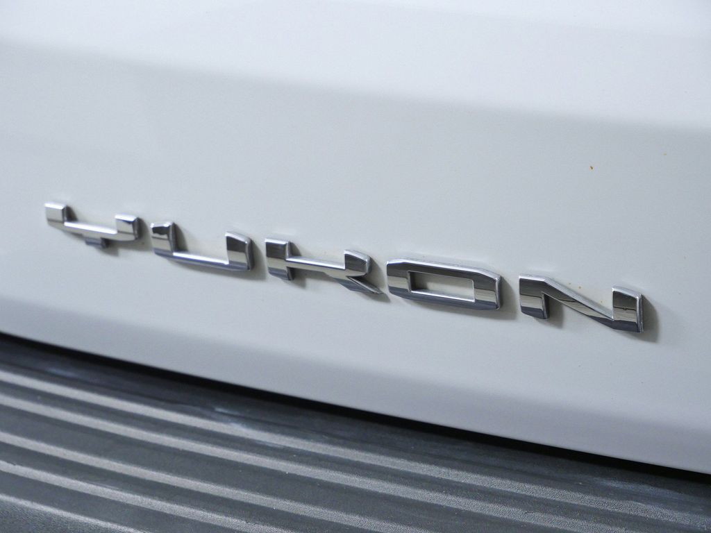 Thumbnail: 2022 GMC Yukon - 14