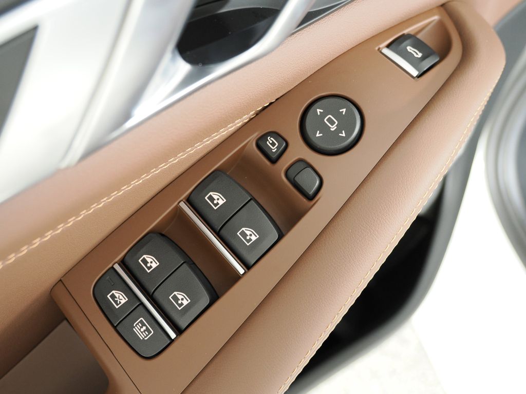 Thumbnail: 2026 BMW X7 - 34