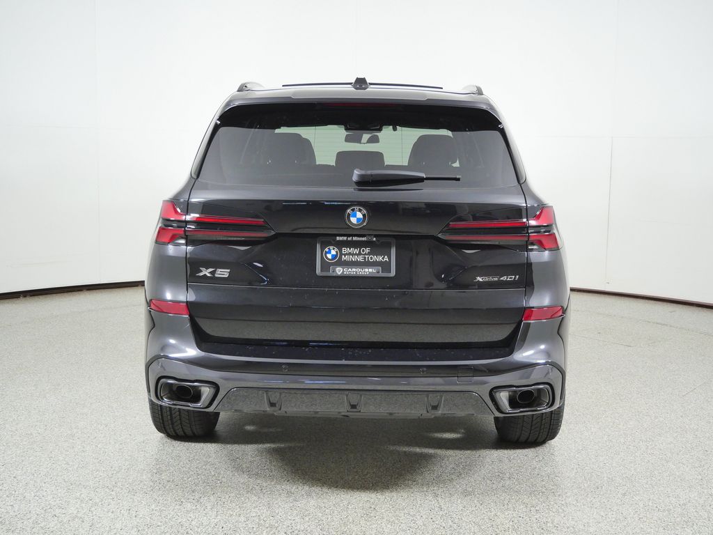 Thumbnail: 2026 BMW X5 - 10
