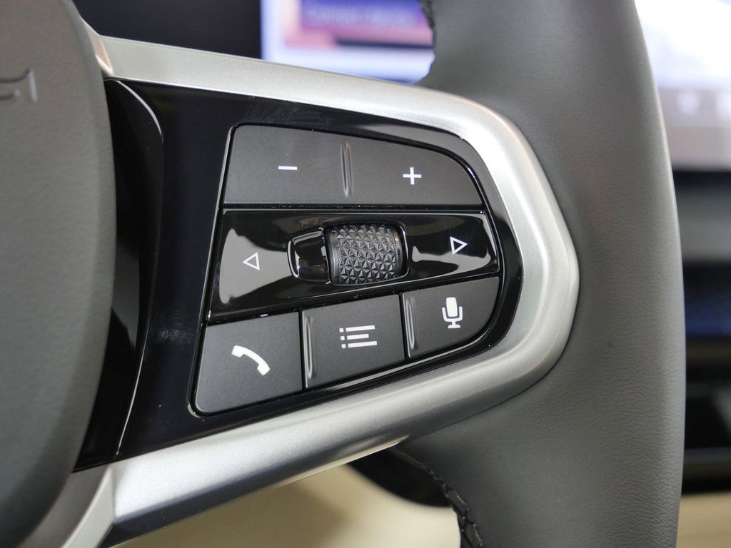 Thumbnail: 2026 BMW i4 - 40