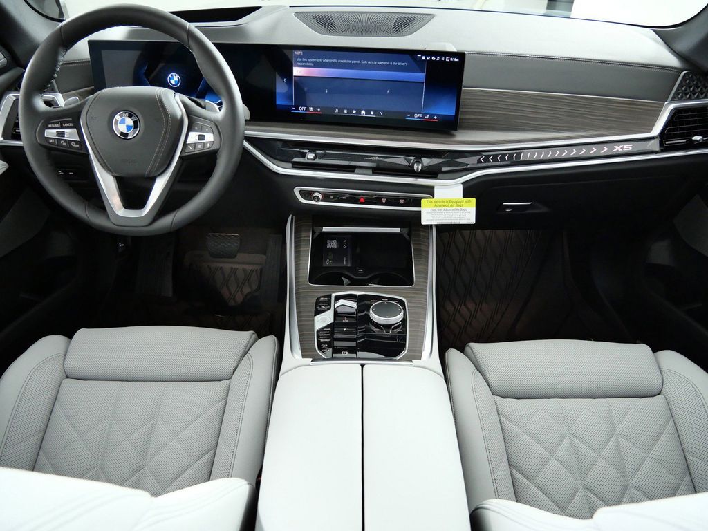 Thumbnail: 2026 BMW X5 - 5
