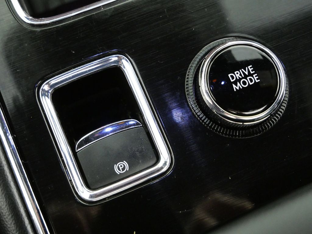 Thumbnail: 2023 Lincoln Aviator - 48