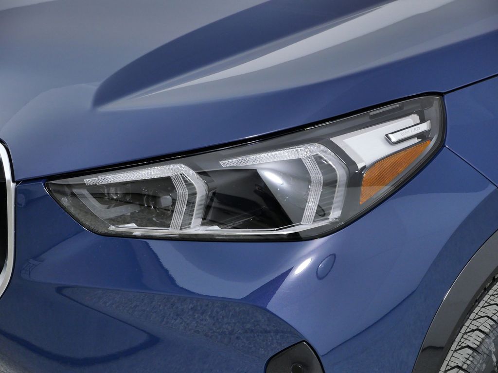 Thumbnail: 2026 BMW X1 - 3