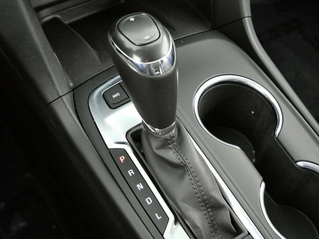 Thumbnail: 2019 Chevrolet Equinox - 44