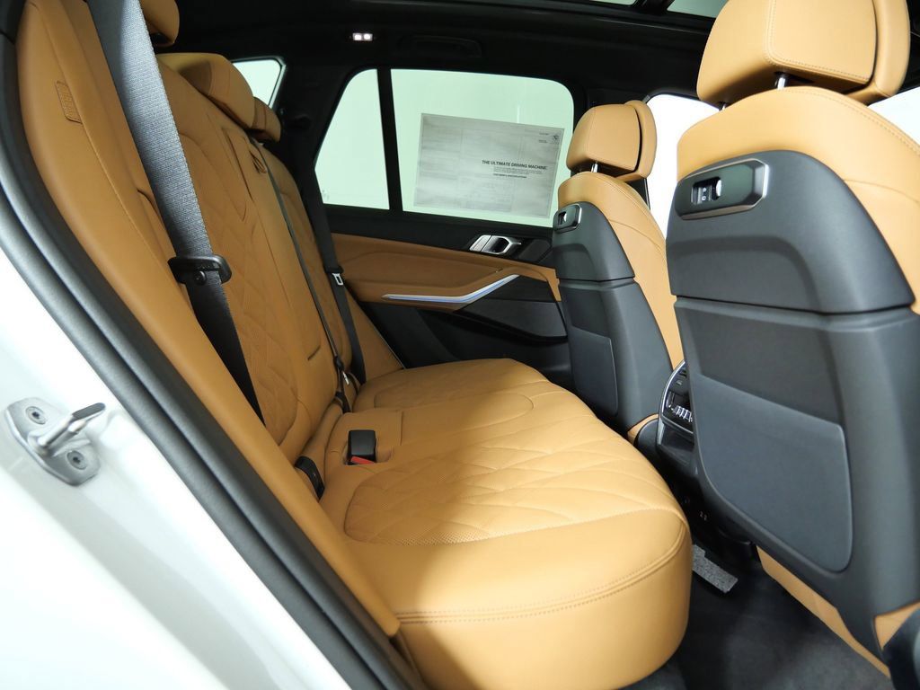 Thumbnail: 2026 BMW X5 - 24