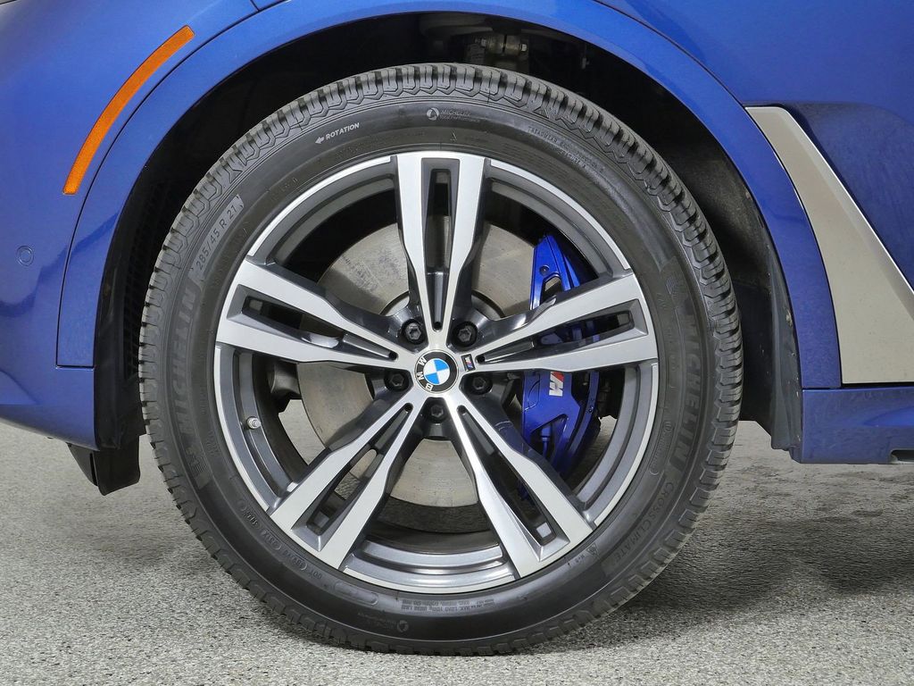 Thumbnail: 2021 BMW X7 - 17