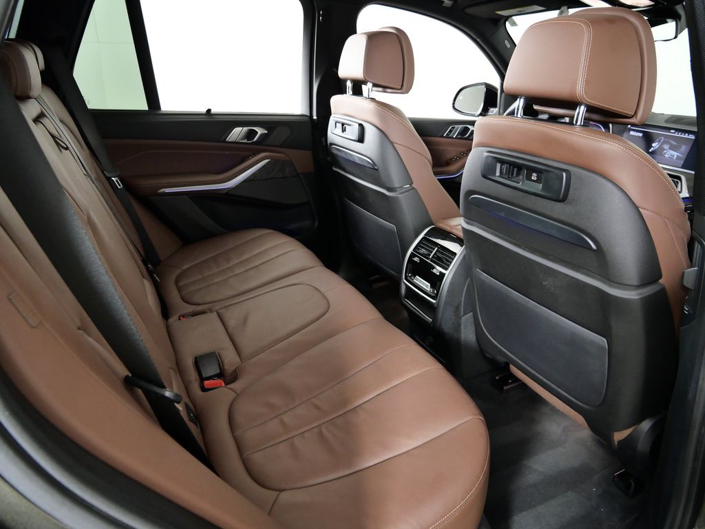 Thumbnail: 2020 BMW X5 - 26