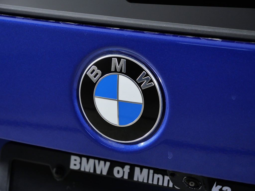 Thumbnail: 2026 BMW X1 - 11