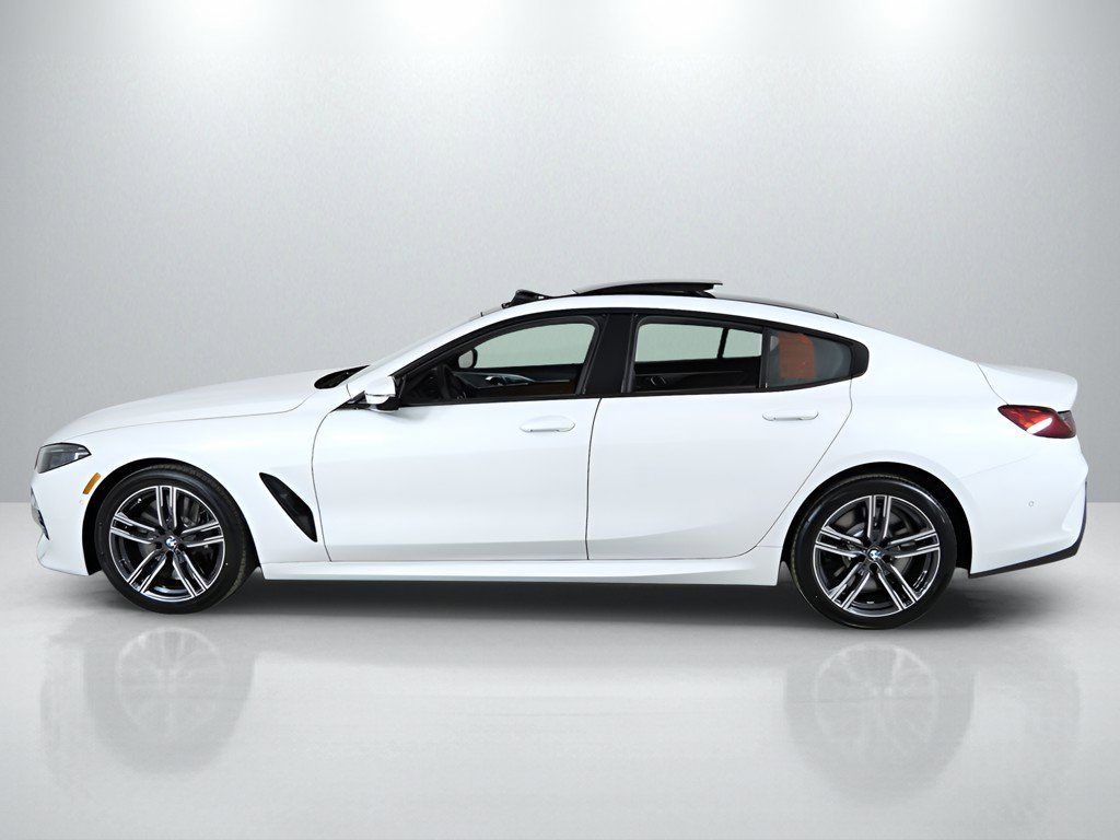 Thumbnail: 2026 BMW 8 Series - 15