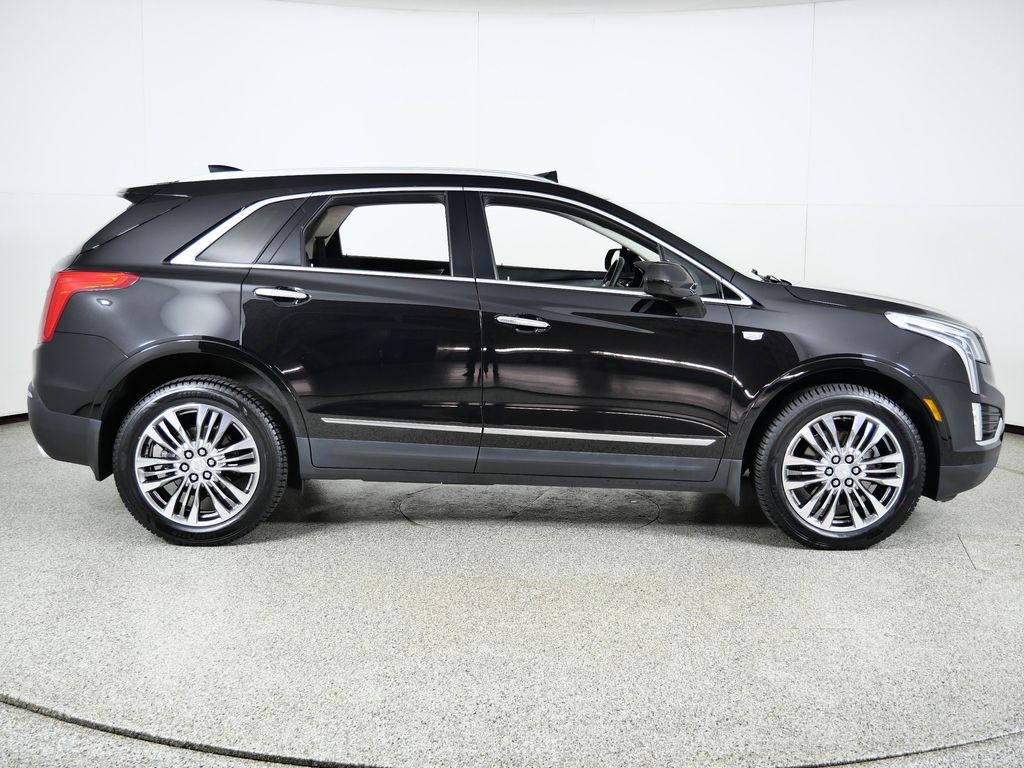 Thumbnail: 2018 Cadillac XT5 - 9