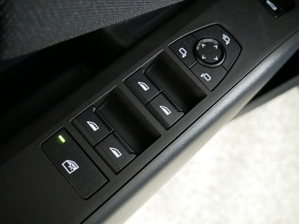 Thumbnail: 2025 BMW X3 - 33