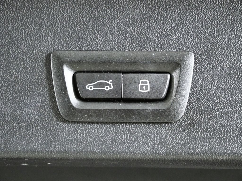 Thumbnail: 2025 BMW X3 - 33