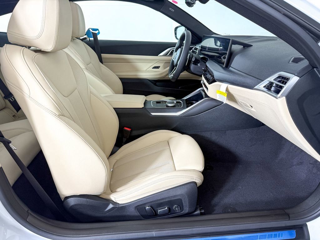 Thumbnail: 2026 BMW 4 Series - 23