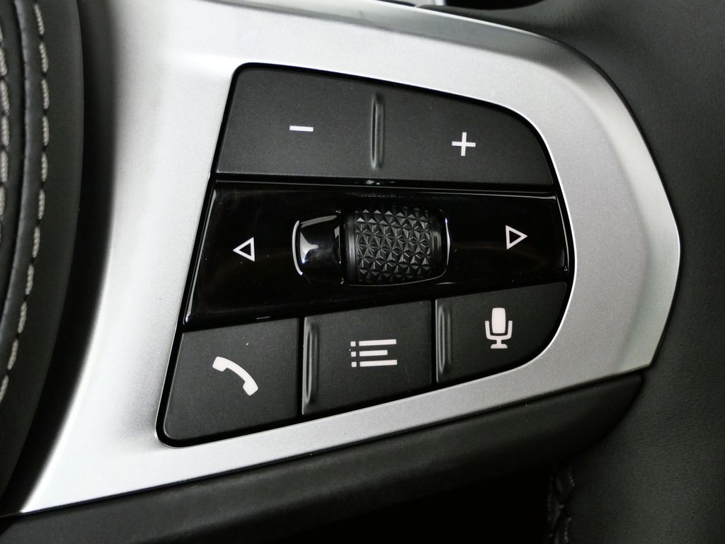 Thumbnail: 2026 BMW X5 - 42