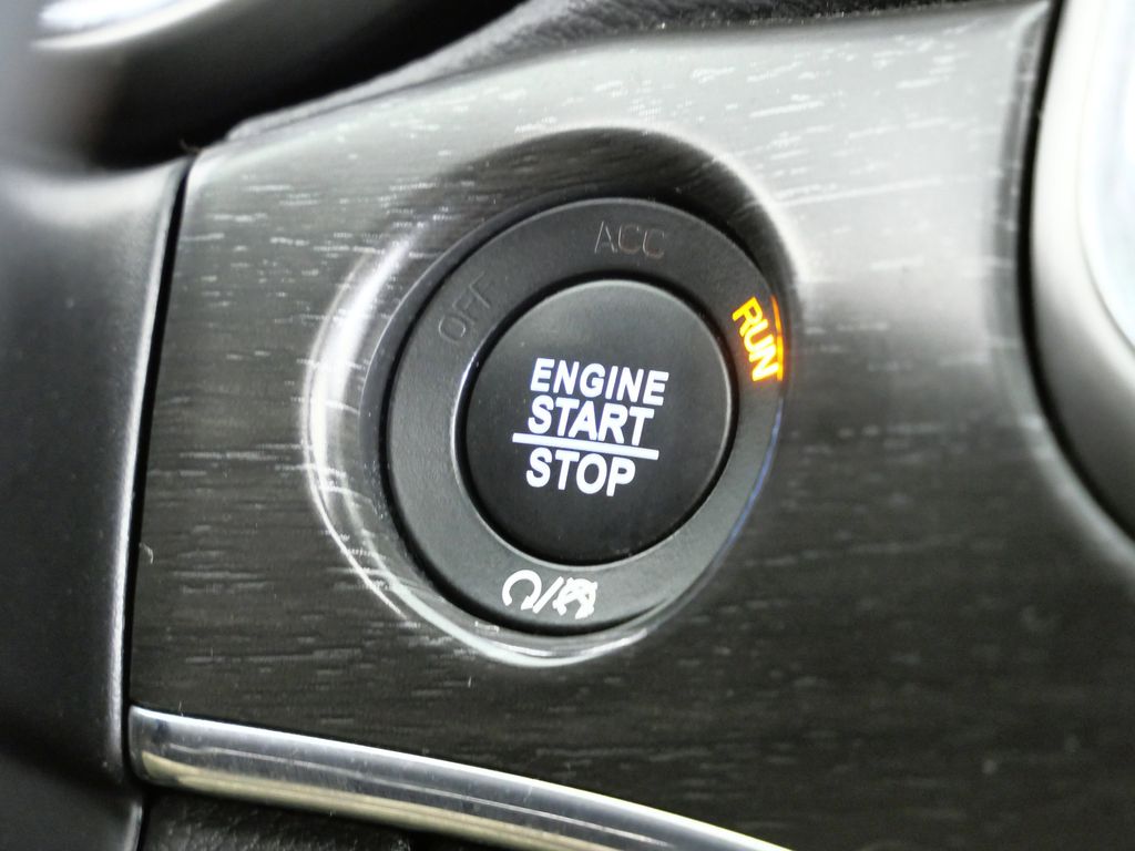 Thumbnail: 2018 Jeep Grand Cherokee - 48