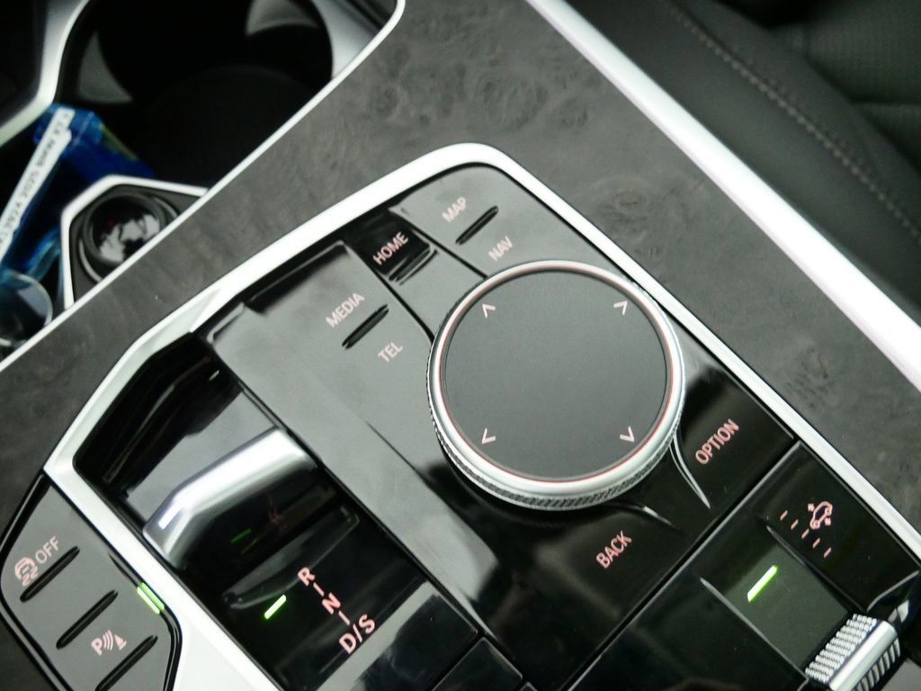 Thumbnail: 2025 BMW X7 - 51