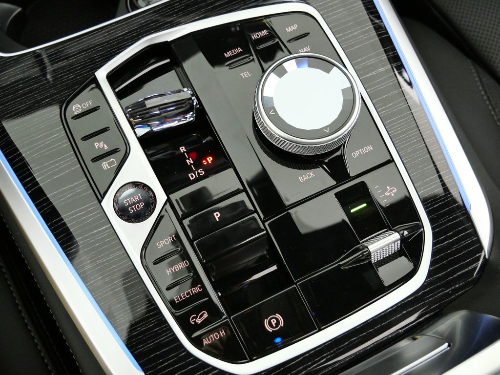 Thumbnail: 2026 BMW X5 - 48