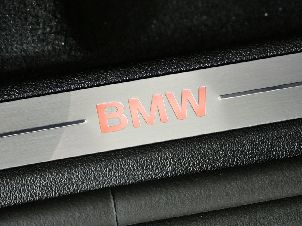 Thumbnail: 2026 BMW X5 - 25