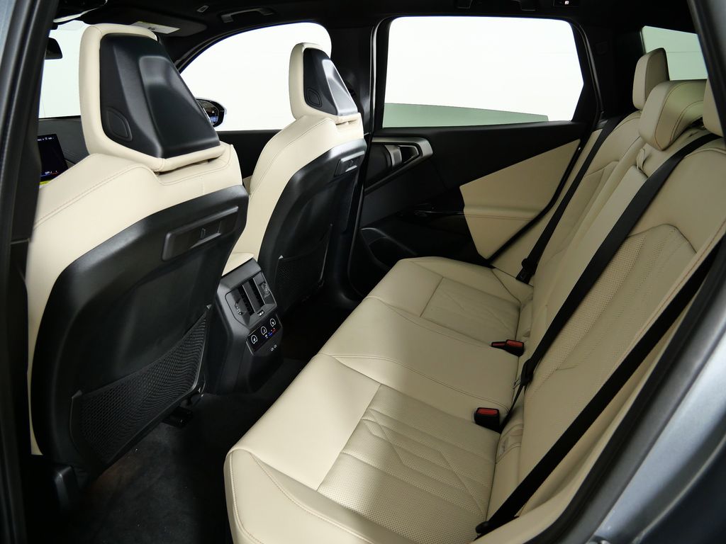 Thumbnail: 2026 BMW X3 - 30