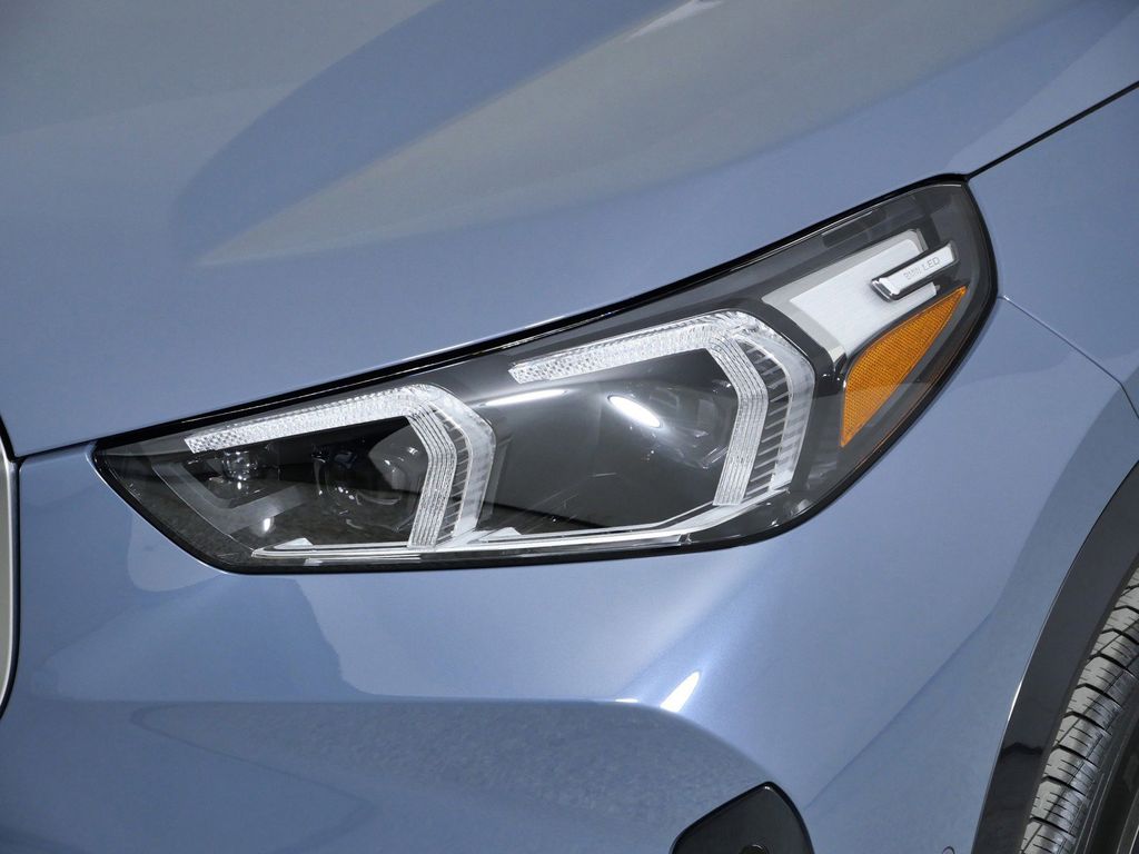 Thumbnail: 2026 BMW X1 - 3