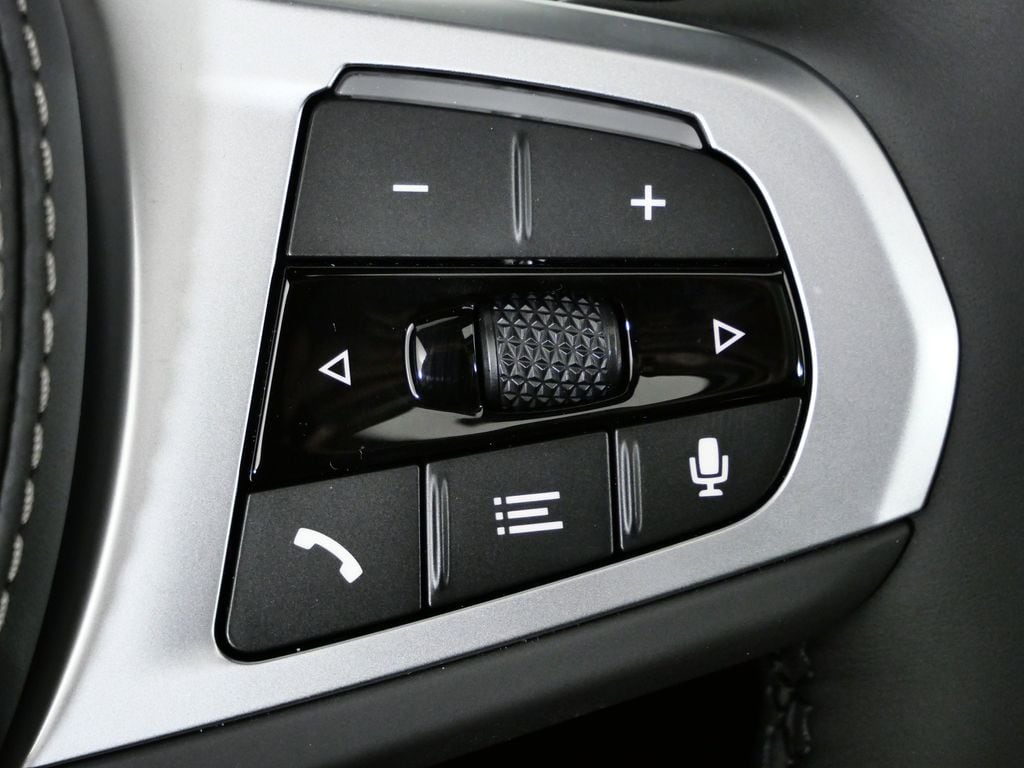 Thumbnail: 2026 BMW X5 - 42